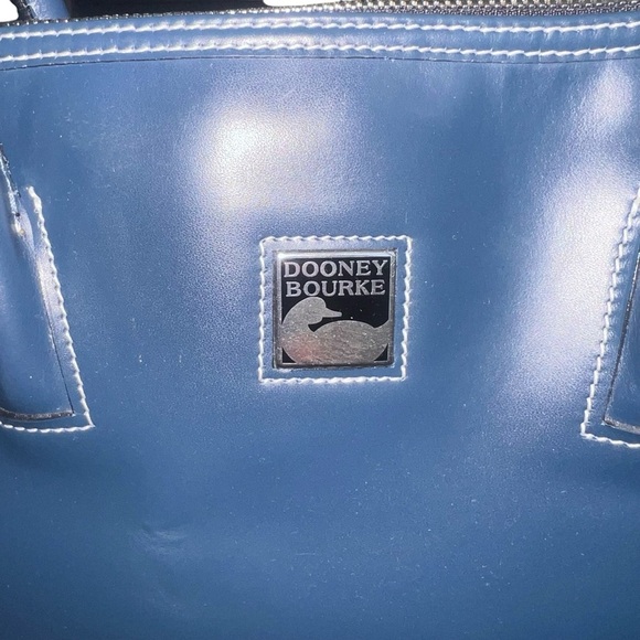 EUC Dooney & Bourke Parasol Ocean Blue All Weather Leather Zip Zip Shoulder Bag - Picture 2 of 13